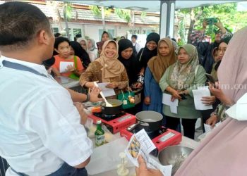 Pelatihan UMKM Pengolahan Mangrove oleh UK Petra dan WVI