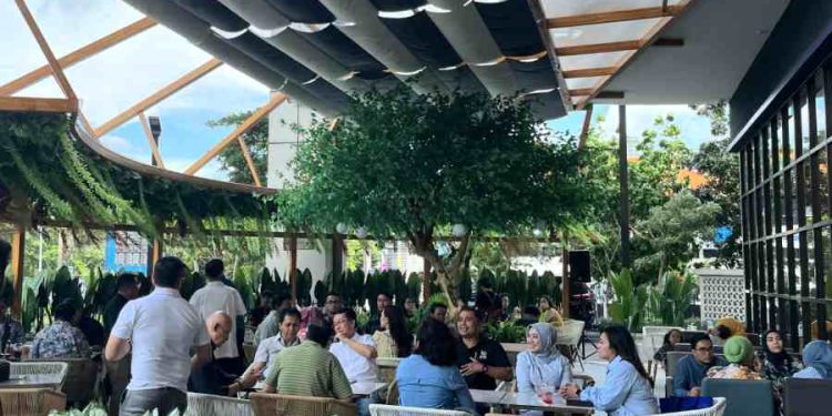 Kafe Trans Icon Surabaya Hadirkan Suasana Baru Bali yang Estetik dan Menarik