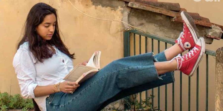 7 Manfaat Membaca Buku Setiap Hari yang Tidak Banyak Orang Tahu