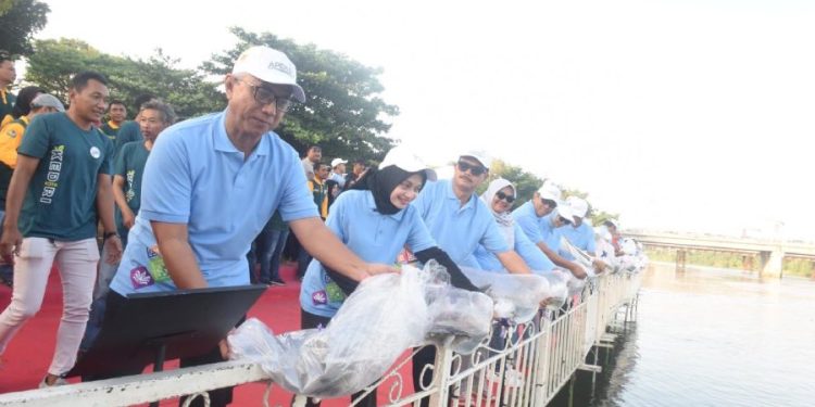 Tutup Muskomwil IV APEKSI, Wali Kota dan Kepala Daerah Bersepeda Bersama