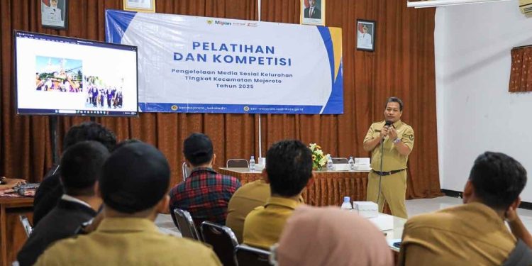 Tingkatkan Keterampilan, Kecamatan Mojoroto Selenggarakan Bimtek Admin Media Sosial Kelurahan