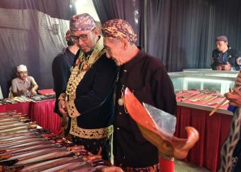 Jamasan Pusaka Keraton Sumenep Keris sebagai Identitas Budaya Indonesia