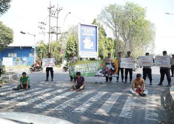 Cara Kreatif Polsek Tenggilis Mejoyo Surabaya Sosialisasi Bahaya Pelanggaran Lalu Lintas