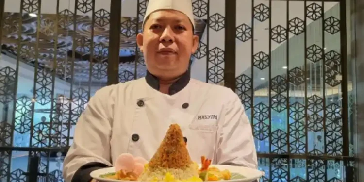 Menu Nasi Merah Putih Hadir Sambut Hari Kemerdekaan di Santika Premiere Gubeng