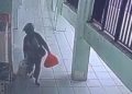 Kejahatan di Pasar Perak Jombang, Perempuan Berkerudung Mencuri dari Kios