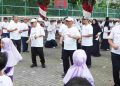 Senam Bersama Siswa SD di Surabaya, Mendikdasmen Pesan Semangat Raih Cita-Cita