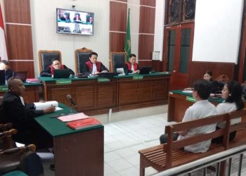 Tjan Hwan Diana dan Handy Soenaryo Tidak Mengakui Merusak Kendaraan