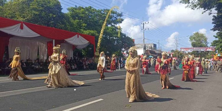 1.000 Pelajar Banyuwangi Ikuti Karnaval Kebangsaan dan Tampilkan Budaya Nusantara