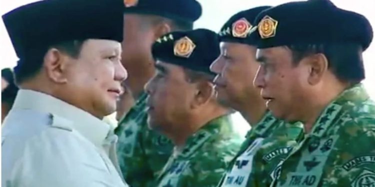 Penyelamat Sandera Mapenduma Menerima Pangkat Jenderal Kehormatan Bintang 3
