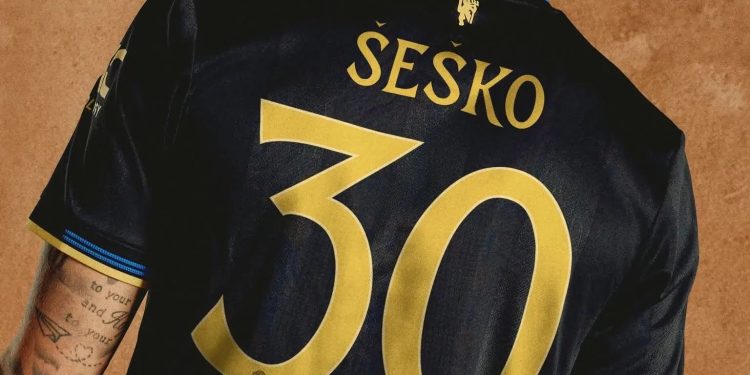 Benjamin Sesko Memilih Nomor 30 untuk Menjaga Motivasi Erling Haaland