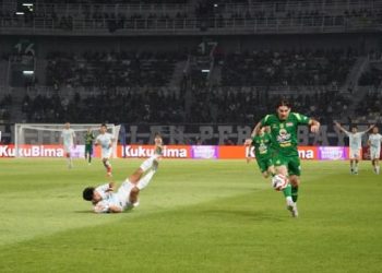 Bonek Minta Dejan Kembali Jadi Striker, Tanggapan Eduardo Perez D’Surya