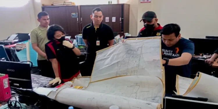 Kejari Lumajang Geledah Kantor ATR BPN Selidiki Dugaan Korupsi Alih Fungsi Sungai