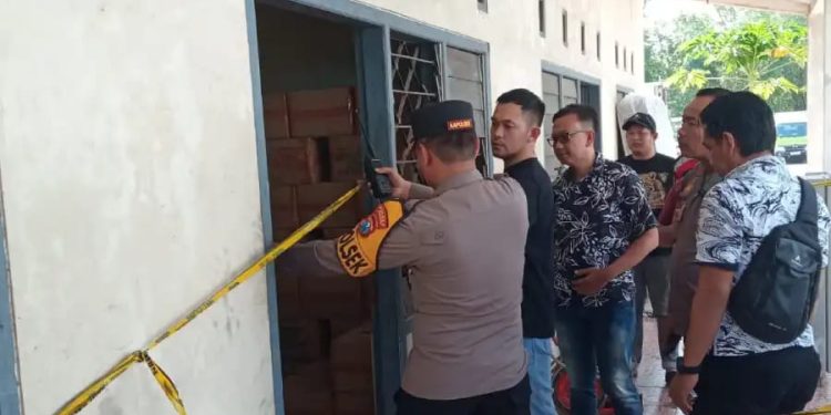Karyawan Meninggal di Mess Perusahaan Tepung