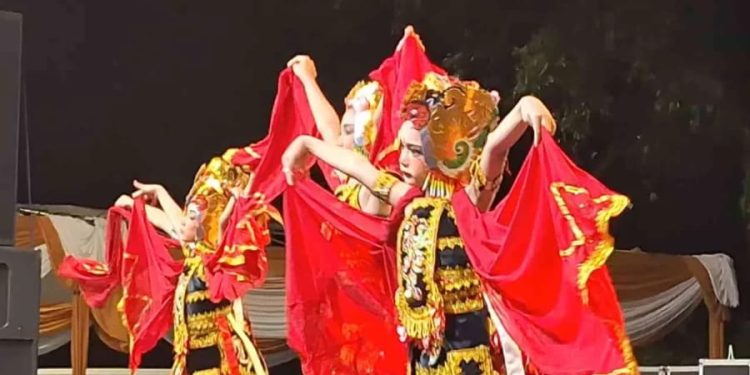Merayakan Keterampilan dan Warisan Budaya Lokal