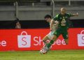 Gol Terlambat PSIM Jatuhkan Persebaya di Laga Perdana BRI Super League