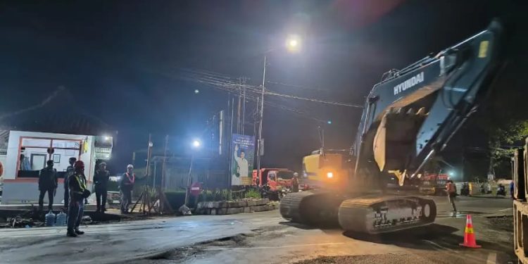 Rel Kereta Api di Pakusari Jember Diganti Setelah Empat Dasawarsa
