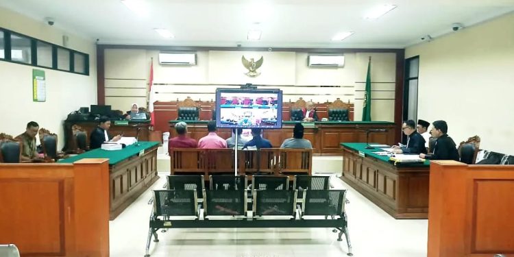 Sidang Tipikor Surabaya Hadirkan Dua Puluh Saksi