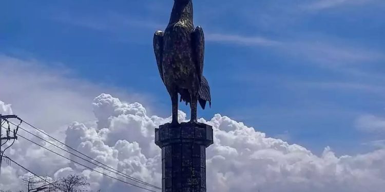 Monumen Ayam Jago di Surabaya Diharapkan Menjadi Daya Tarik Wisata Religi dan Sejarah