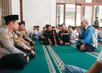 Pelajar Jombang Diajak Jaga Kamtibmas dan Bijak dalam Penggunaan Media Sosial