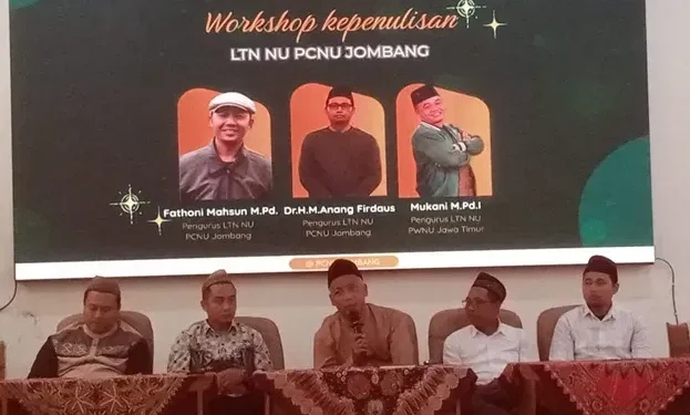 Workshop Kepenulisan Mendorong Penulis Muda Dokumentasikan Kiprah Kiai dalam Buku