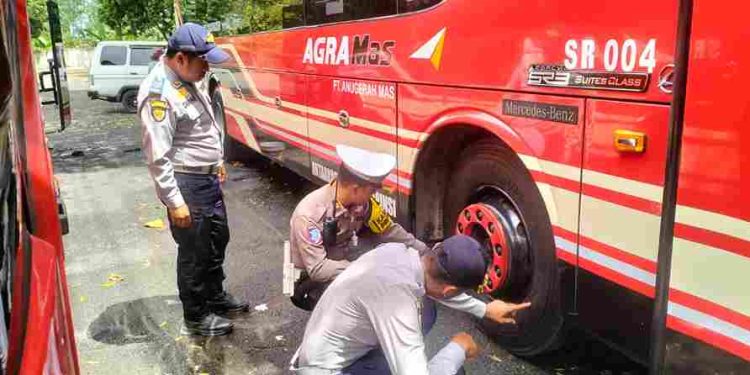 Bus Antar Provinsi Fokus Operasi Zebra di Terminal Kepanjen