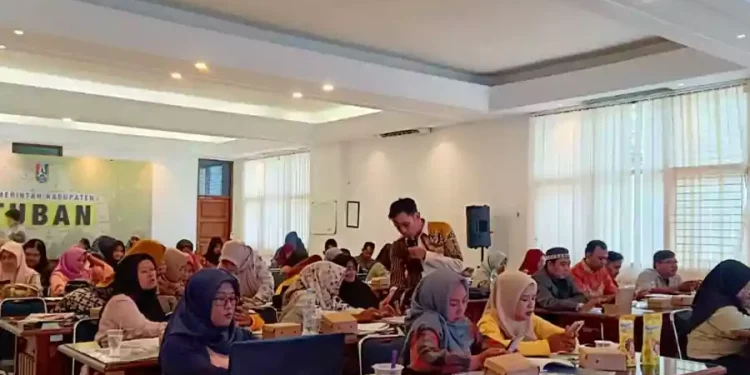 60 Industri Kecil dan Menengah Ikuti Program Perkembangan Era Digital Disnakerin Tuban