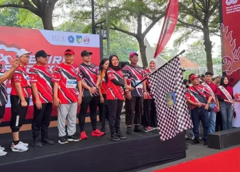 Kediri Merdeka Run 2025 Lepas 1.600 Pelari oleh Wabup Dewi Maria Ulfa di RTH SLG