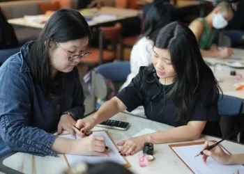 Workshop Modern Calligraphy ‘Letter in Bloom’ di Surabaya untuk Akhir Pekan yang Seru