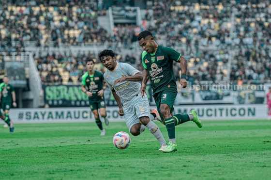Derbi Panas Persebaya dan Arema Menjadi Sorotan Publik