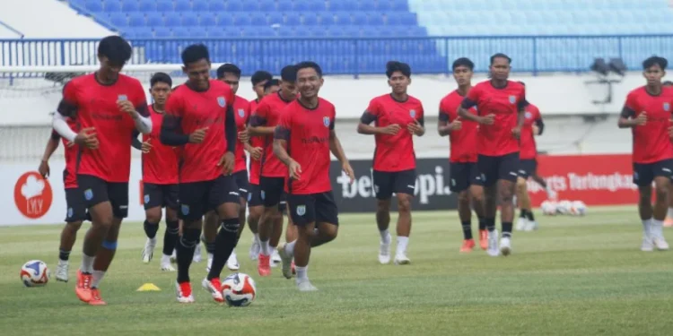 Persela Lamongan Menuju Kudus dengan Motivasi Tinggi Meski Tanpa CEO