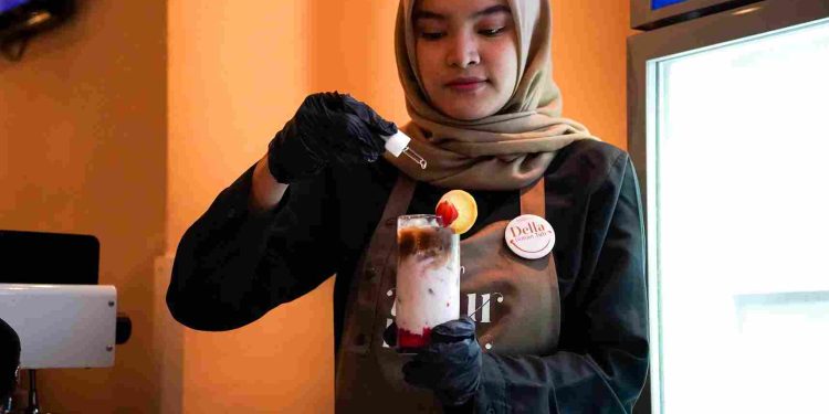 Kopi Sehat Barista Tuli Berry Fit Latte Menjadi Primadona Baru