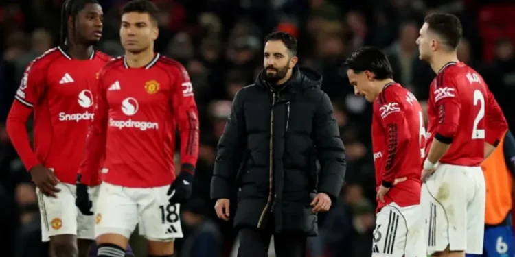 Manchester United Terlambat Masuk 5 Besar Usai Drama 8 Gol dan Hat-trick di Old Trafford