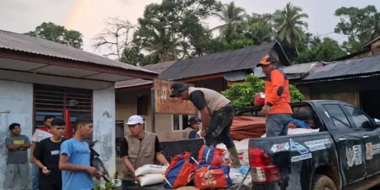 Bantuan Kemanusiaan Untuk Pengungsi Bencana di Sumatera oleh PJT I Malang