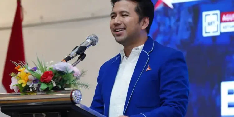 Bimtek Demokrat Jatim Emil Tekankan Politik Harus Dekat dengan Rakyat