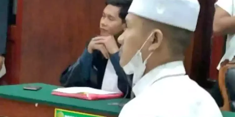 Mantan Ketua Ormas di Surabaya Divonis 5 Tahun Usai Cabuli Anak Tiri