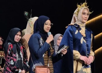 Peluncuran Busana Muslim Revera Royal Oleh Lia Afif, Menyongsong Tren Megah 2026